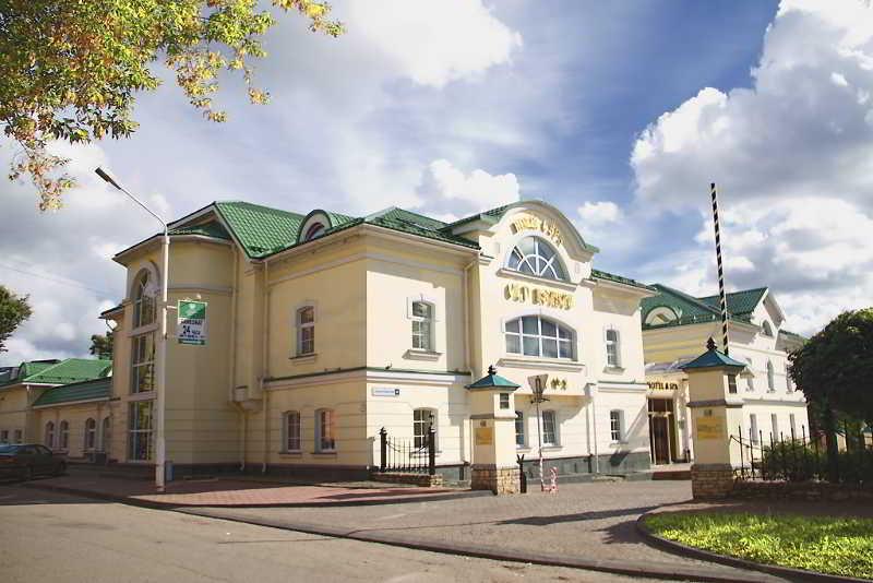 Old Estate Hotel&SPA Pskov Buitenkant foto